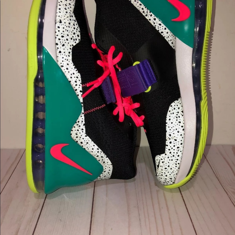 Nike Air Force Max Black/Hot Punch-Volt-New Green - Picture 8 of 8